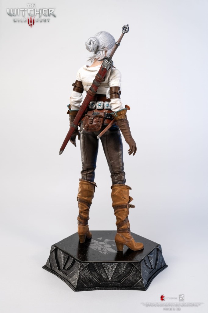 WHT BKG06_THE WITCHER - Ciri of Cintra 1_6 Scale Articulated Figures - PureArts.jpg