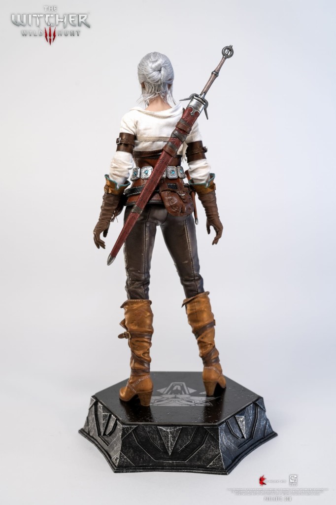 WHT BKG05_THE WITCHER - Ciri of Cintra 1_6 Scale Articulated Figures - PureArts.jpg