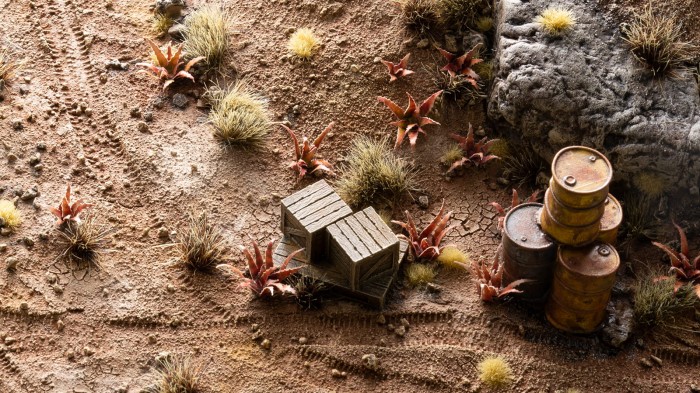 diorama_red-aloe_1_1600x900.jpg